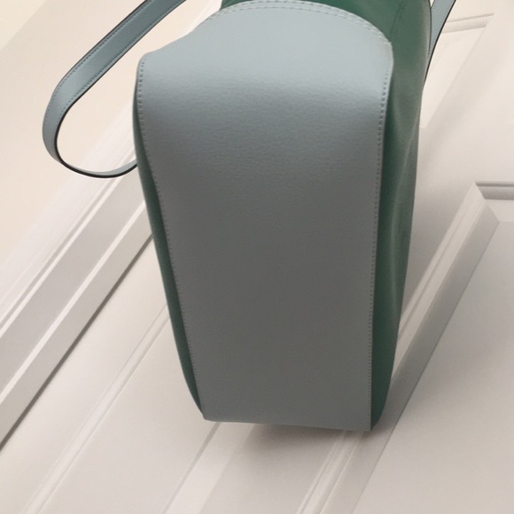 🌺HP🌺 Coach Tote Colorblock with Horse Carriage Pebble Leather Green Multi NWT - Picture 6 of 8